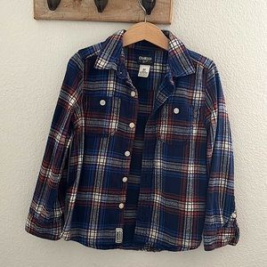 Boys 5T Osh Kosh long sleeved plaid flannel. Winter/fall season colors: Dk blue